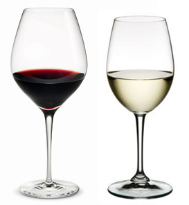 Red and White wine glasses